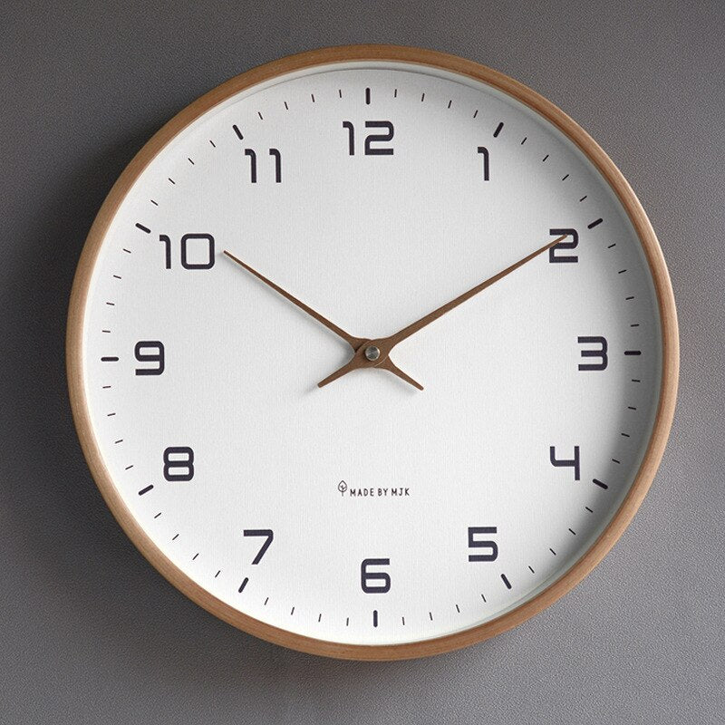 Skandinavische Wanduhr aus Holz – Minimalistisches Design